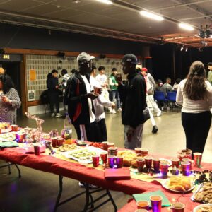 Ambiance de fête pour les « mineurs non accompagnés »