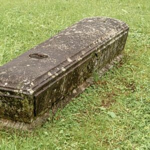 Des salariés en insertion peuvent entretenir vos tombes