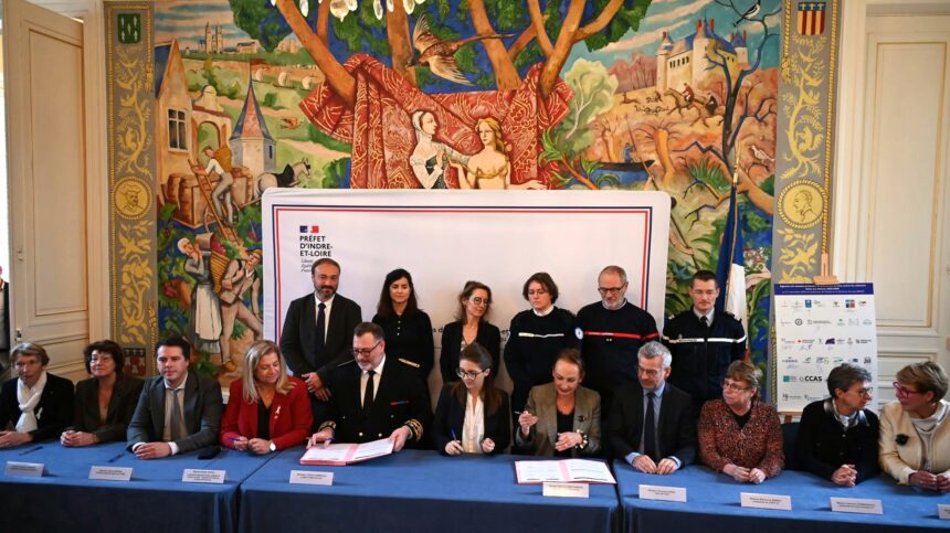 Violences faites aux femmes : un protocole sous l’œil de la ministre